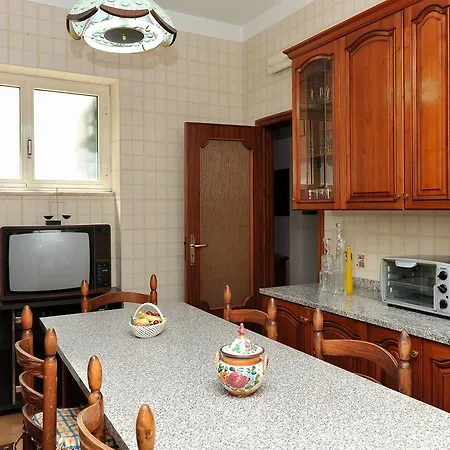Holiday home Donna Maria