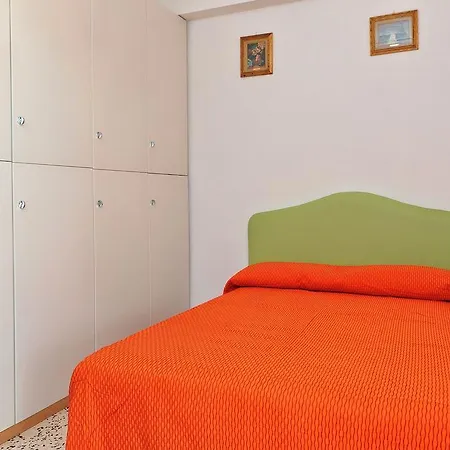 Holiday home Donna Maria *